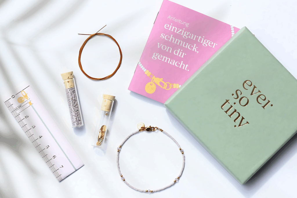 Marketingfoto: DIY-Schmuck von ever so tiny